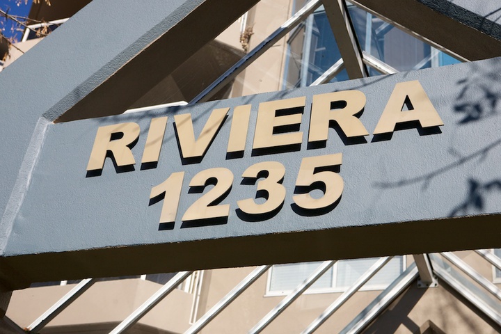 Riviera 1235 Image 1